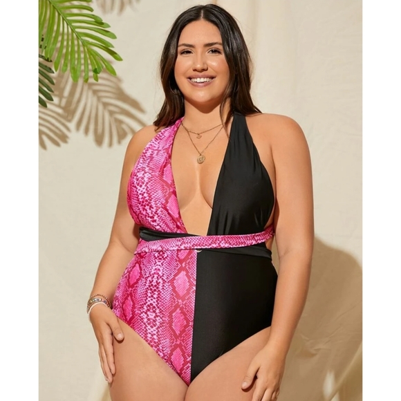 Plus Size Pink Snakeskin Plunging One Piece Style Swimsuit Bathing Suit - Picture 2 of 9